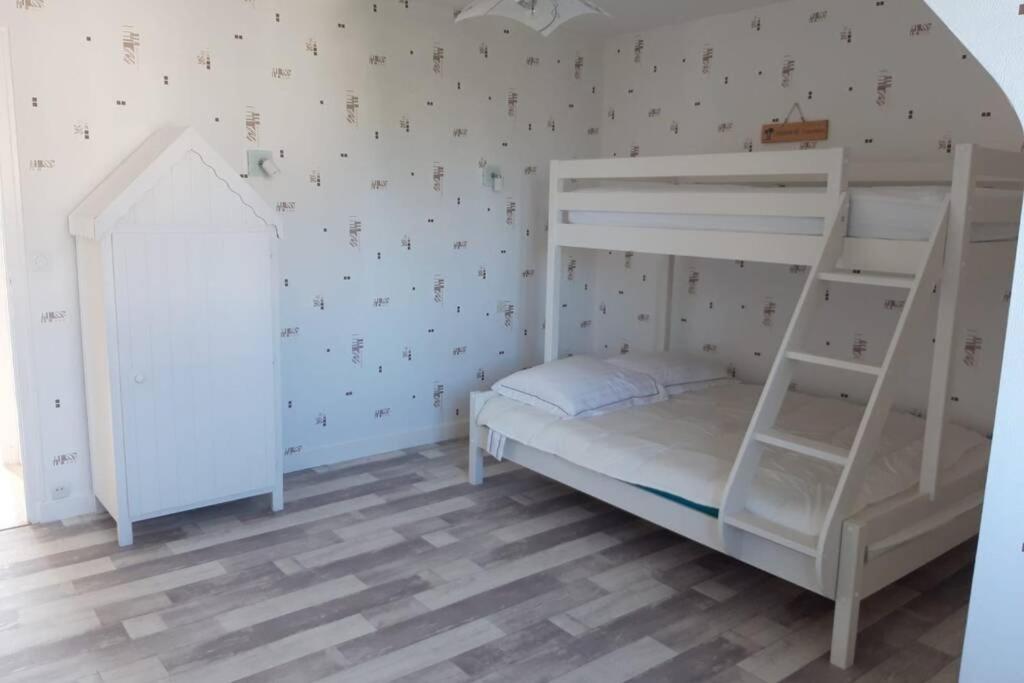 Вилла Leshorizonsperrosguirec Экстерьер фото